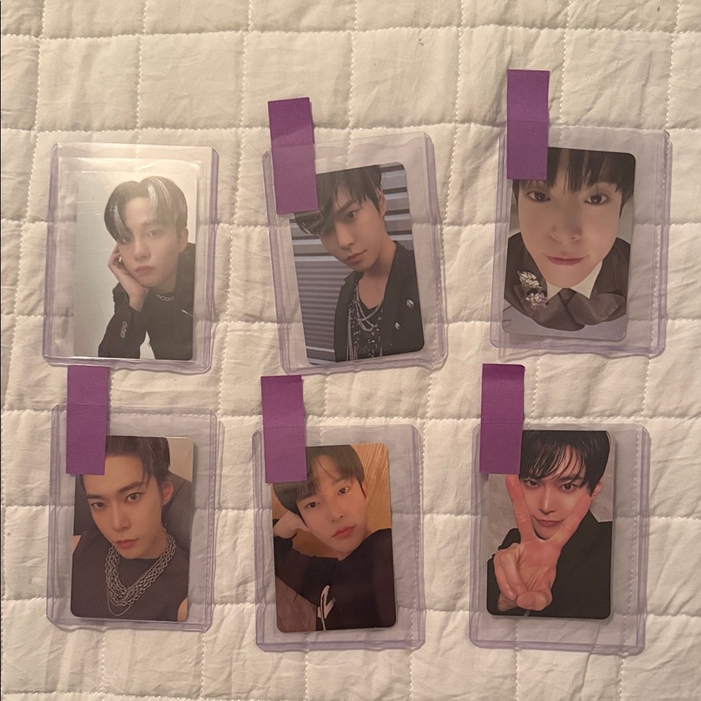 Set of 6 K-Pop Photocards with Purple Tabs